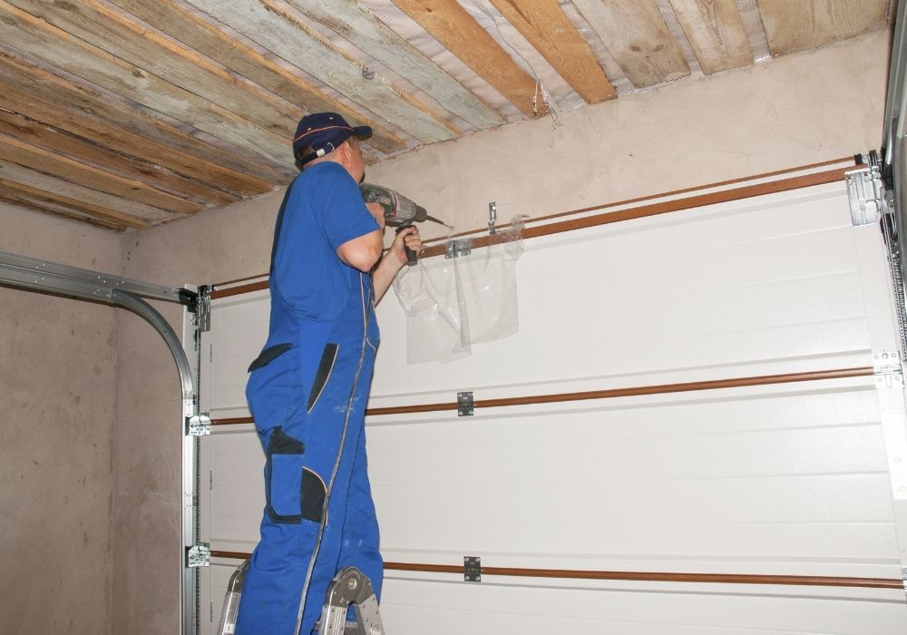 installing-garage-door-for-security