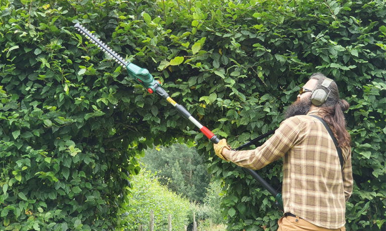 Bosch Universal Hedge Pole 18 Trimmer Review