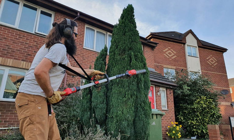 Einhell GE HH 18 45 Li T Solo Telescopic Hedge Trimmer Review