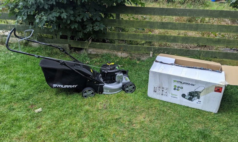 Murray EQ200 Petrol Lawn Mower Review featured
